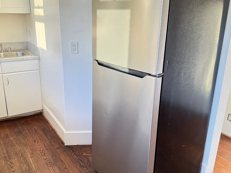120 Westminster Ave #17 — Photo 10