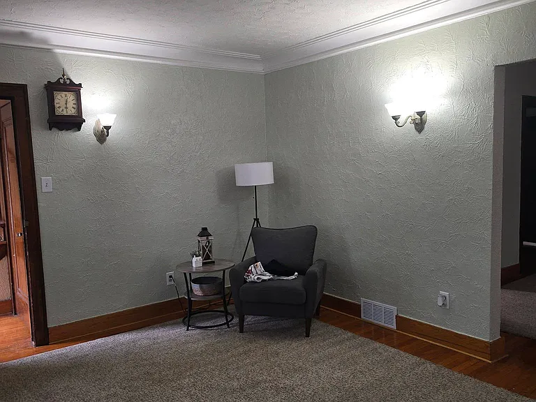 22448 Beech St #22448 — Photo 4