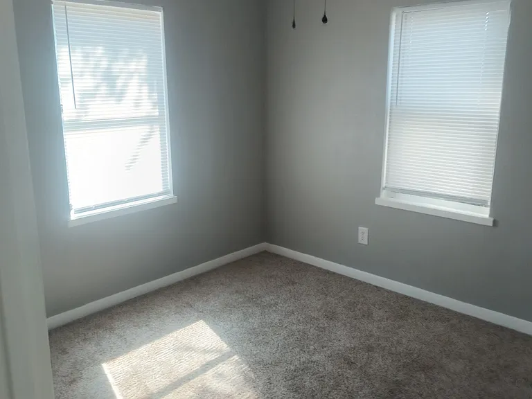 4437 Bowie St — Photo 5