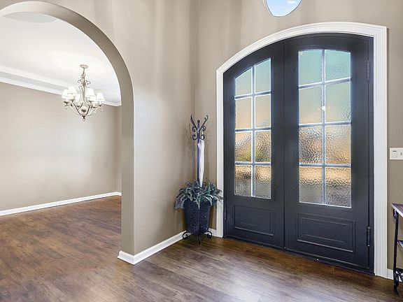 4th image of 55 Lewis Fairway Cir