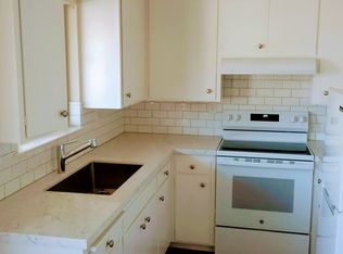 656 Chestnut St APT 5, San Carlos, CA 94070