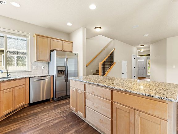 3rd image of 10206 NE 142nd Ave