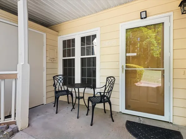 2605 Vineyard Way SE, Smyrna, GA 30082