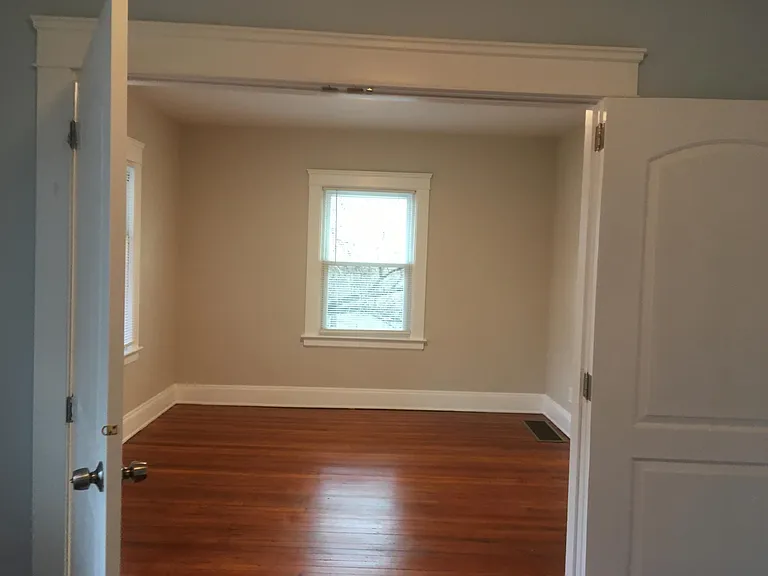 1005 Auburn Ave — Photo 8
