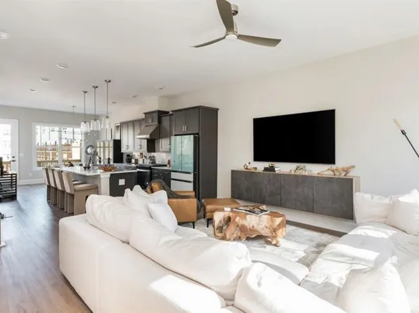 1371 Walking Way, Atlanta, GA 30316
