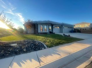 2425 E Crimson Ridge Dr, St George, UT 84790