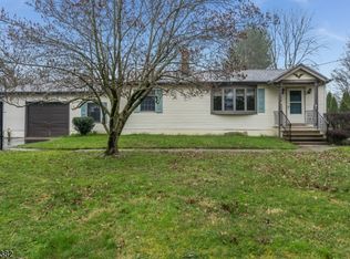 41 Fairview Rd, Skillman, NJ 08558