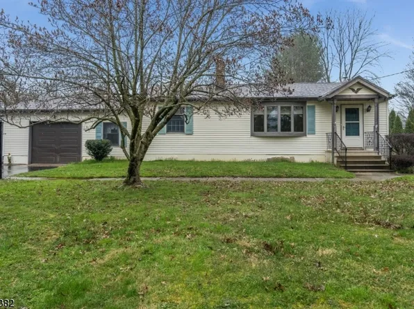41 Fairview Rd, Montgomery Twp., NJ 08558