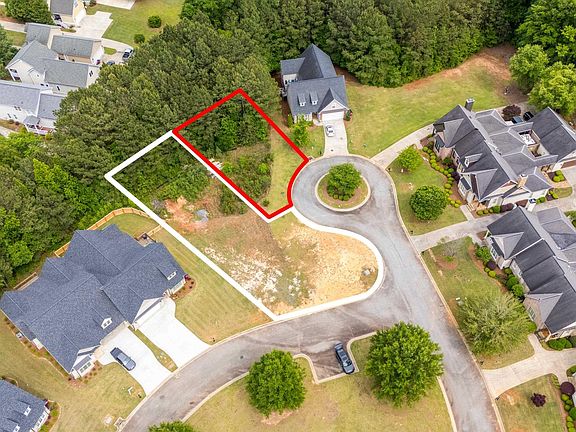 2nd image of 426 Cliffstone Ct