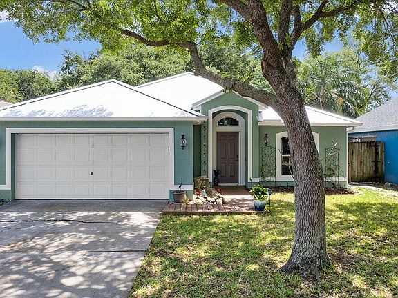 2nd image of 1240 Cypress Bend Cir
