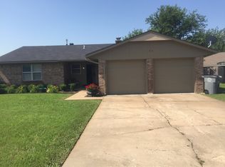 904 SE Lomond Ln, Lawton, OK 73501