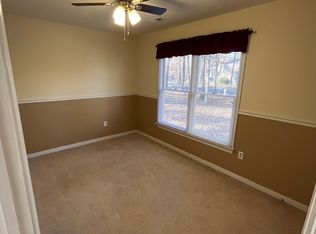 (Undisclosed Address), Ruther Glen, VA 22546