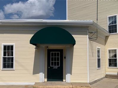 148 Bernon St APT 10, Woonsocket, RI, 02895
