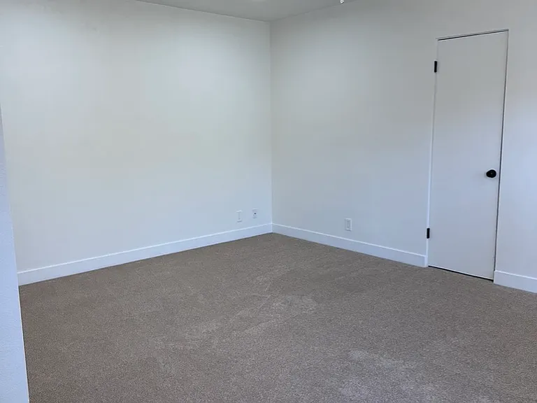 1720 Ventura Blvd #2C — Photo 11