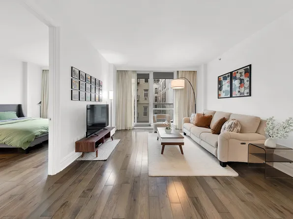 11-35 45th Avenue image 1 of 6