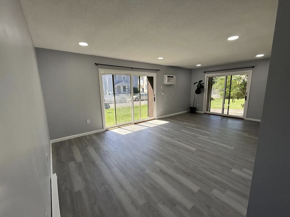1st image of 30 New St #D4