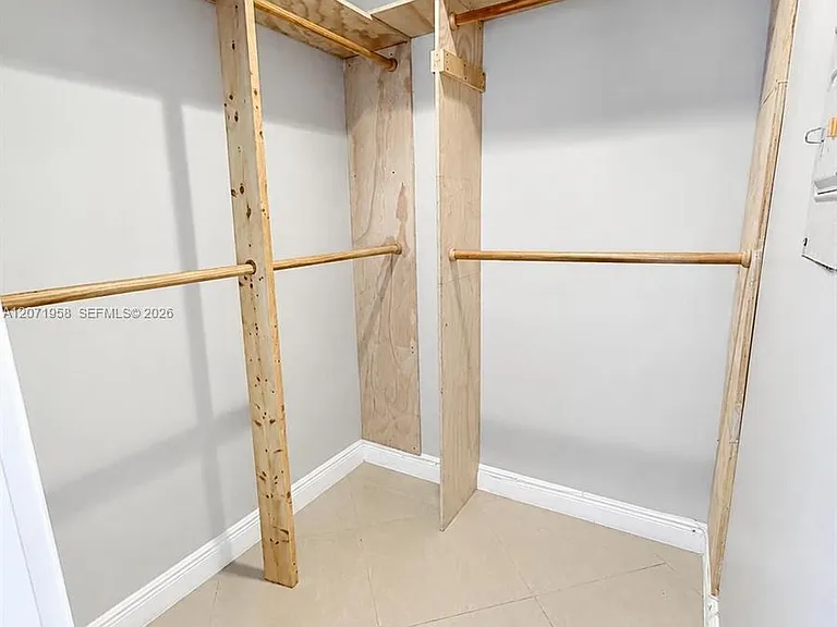 8142 Silver Palm Ct #17 — Photo 26