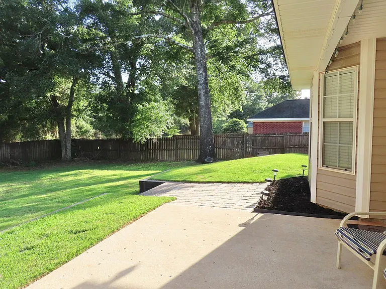 9471 Homestead Dr S — Photo 25