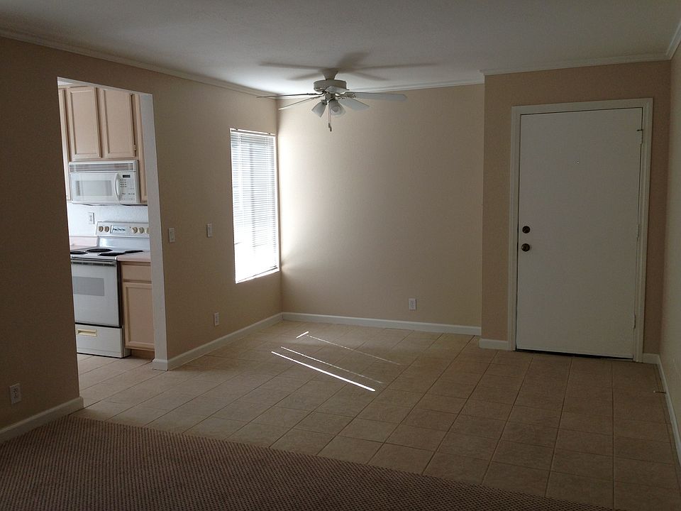 1st image of 213 Diamond Way APT 127
