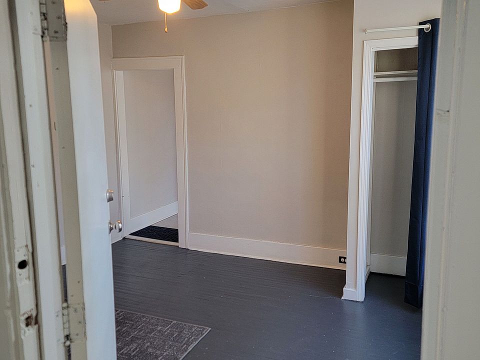Entry way