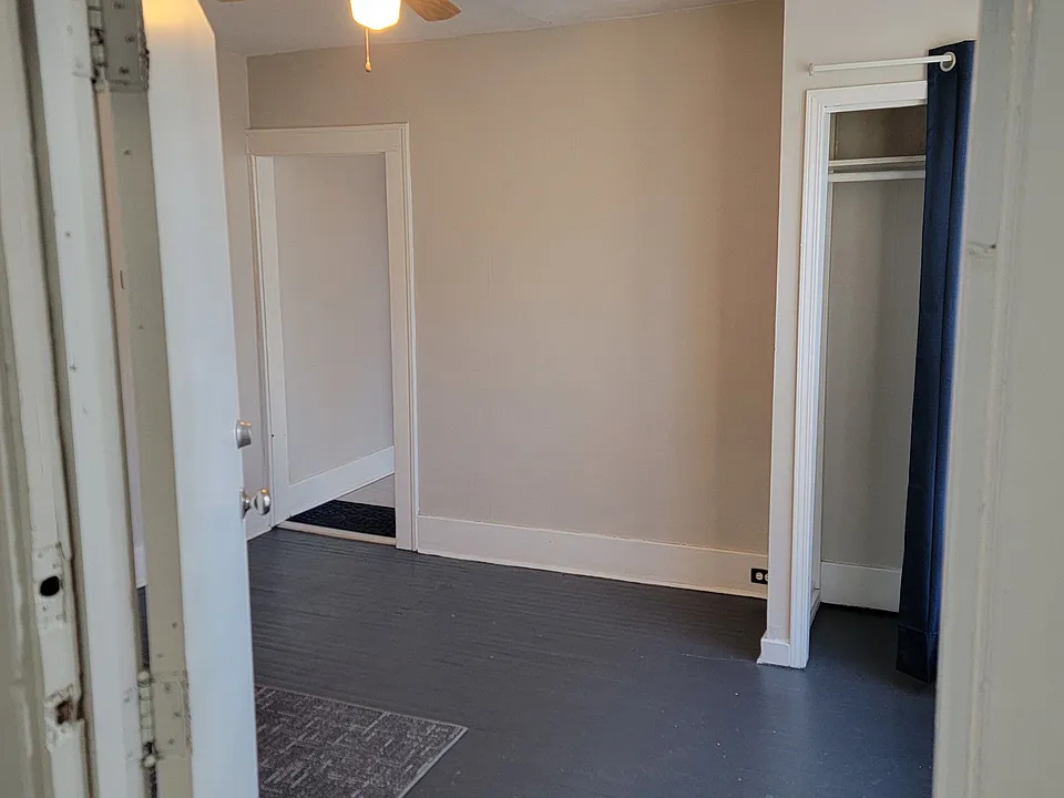Entry way
