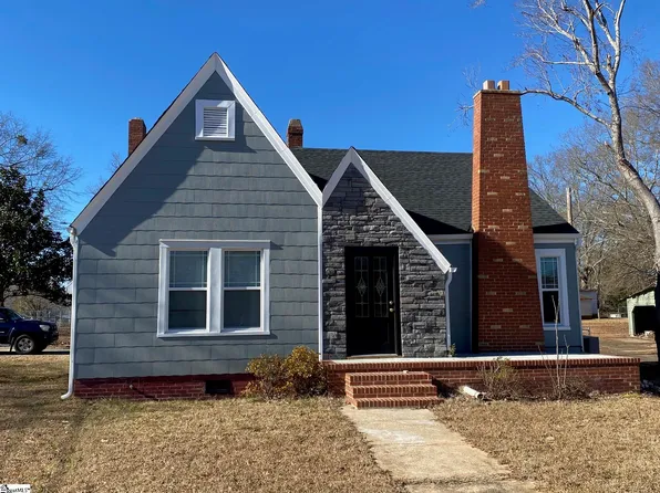 901 N Harper St, Laurens, SC 29360