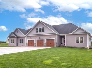 100 N Hill Rd, North Haven, CT 06473