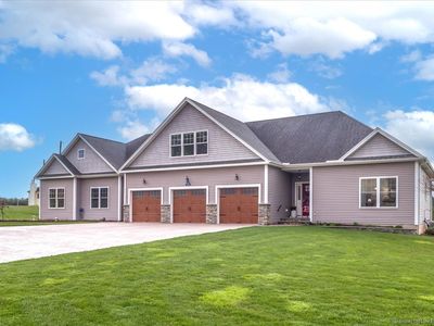100 North Hill Road, North Haven, CT, 06473