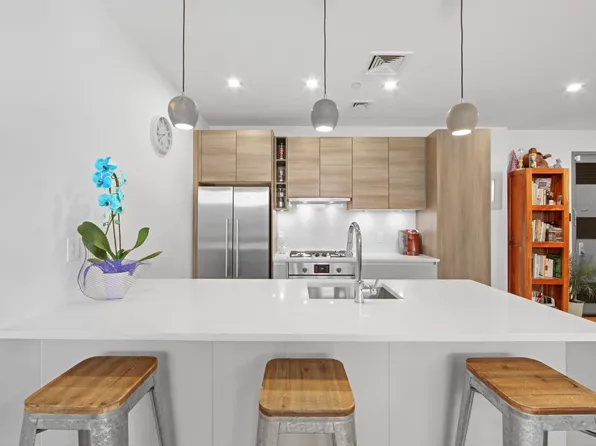 204 Monroe St #1A, Brooklyn, NY 11216