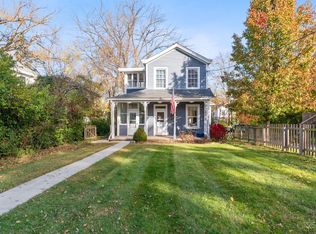 30 E Sharon Rd, Cincinnati, OH 45246