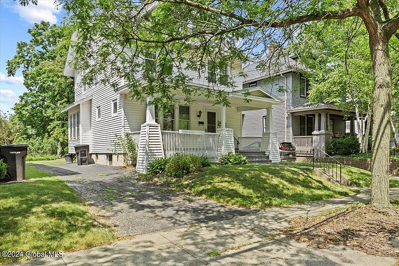 2nd image of 2509 15th Street