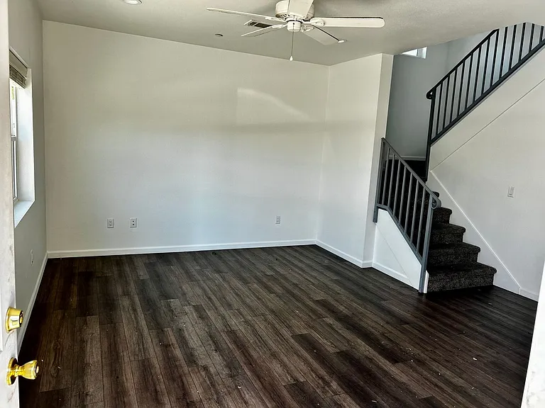 1328 S Santa Fe St — Photo 2