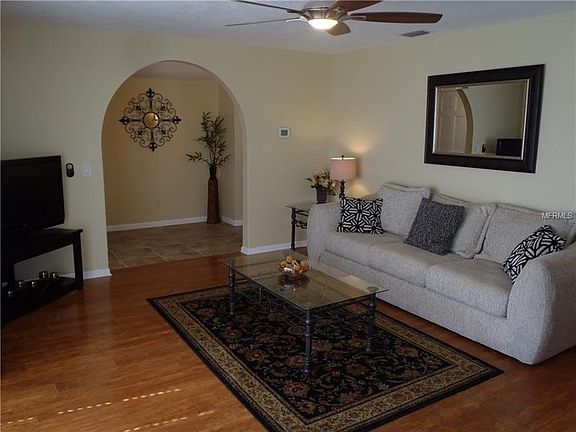 4th image of 1150 McFarland St