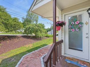 1 Strathmore Shire #A, Uxbridge, MA 01569
