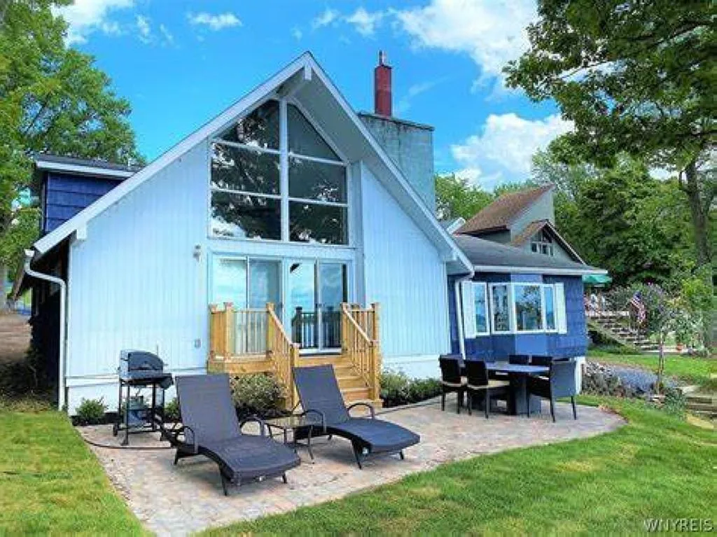3 bed, 1512 sqft, $3,000 — Photo 1