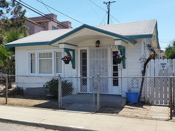 3rd image of 2308 E Vera Ct