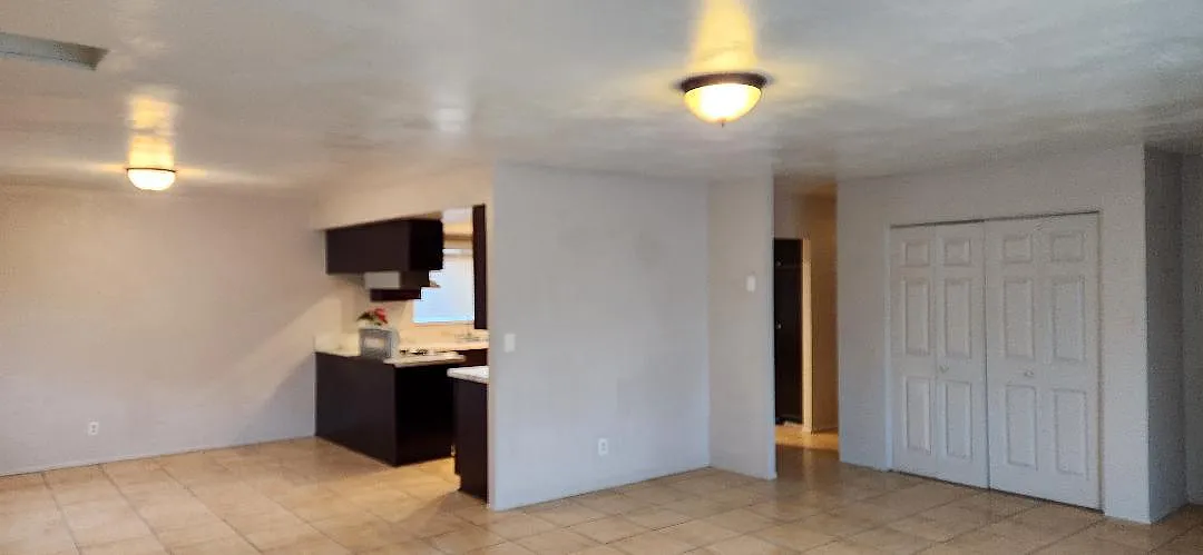 3 bed, 1500 sqft, $3,350 — Photo 3