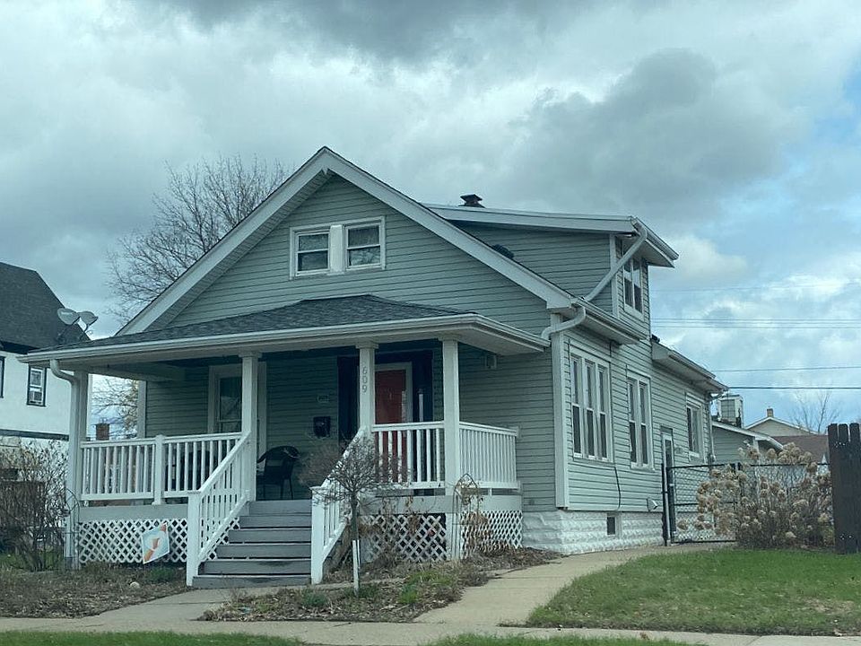 2nd image of 609 3rd Ave S