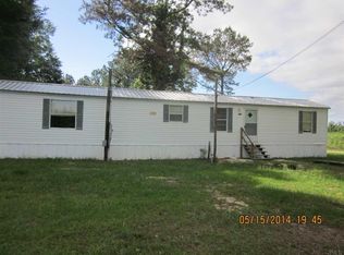 100 Salters Lake Rd, Century, FL 32535