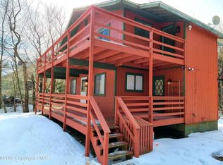 644 Cayuga Dr, Tobyhanna, PA 18466