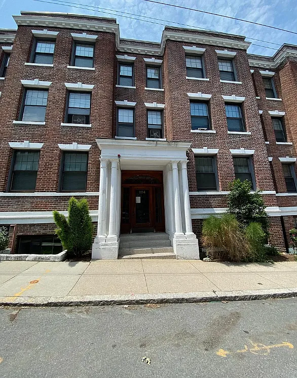 1 bed, 510 sqft, $2,100 — Photo 1