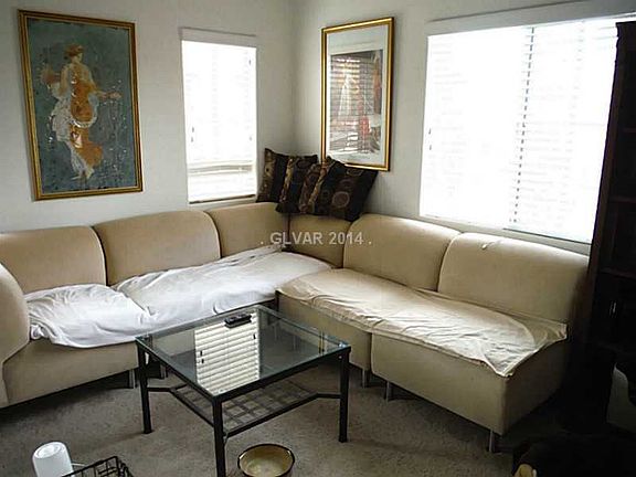 4th image of 1182 Paradise Desert Ave