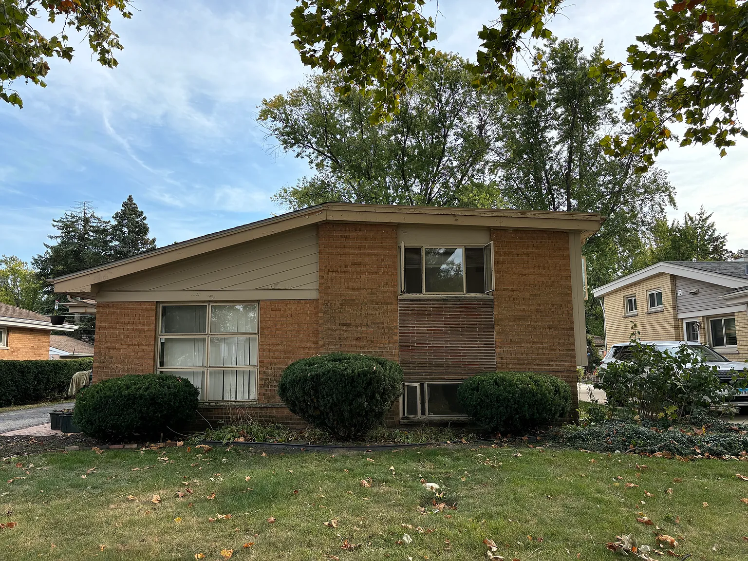 3 bed, 1600 sqft, $2,995 — Photo 2