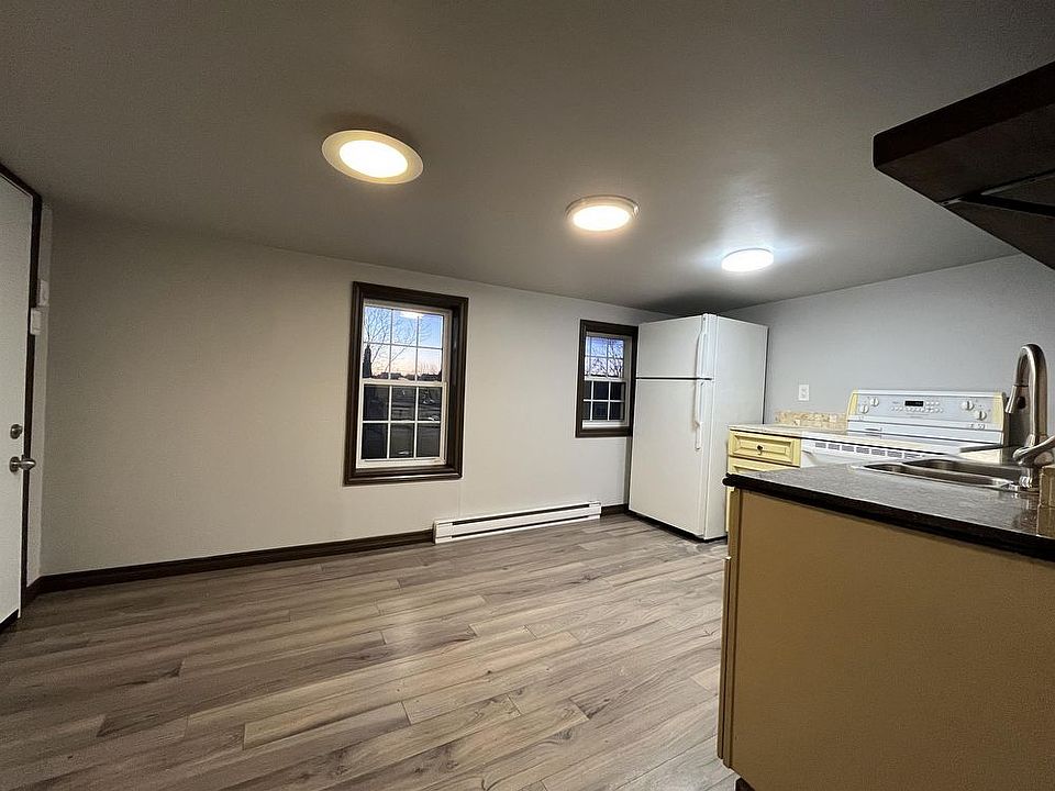 62 Steadman St, Moncton, NB E1C 4P4 Zillow