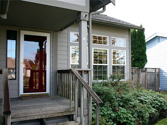 2nd image of 3429 Woodside Ct NE