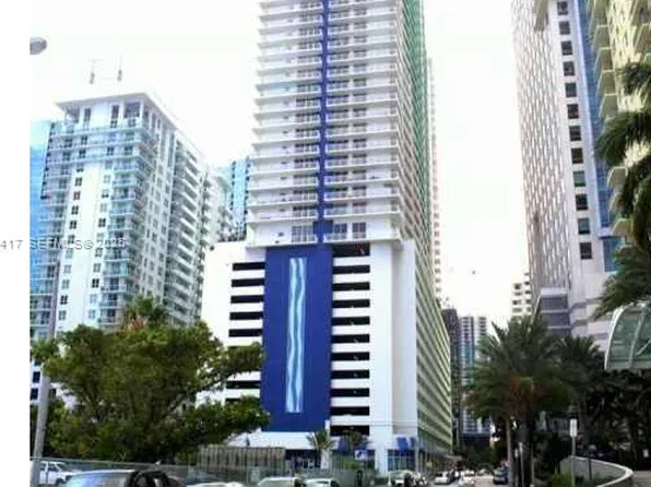 1200 Brickell Bay Dr, Miami, FL