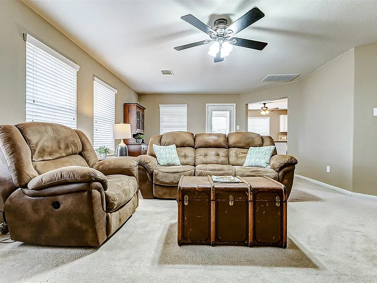 6303 Applewood Forest Dr — Photo 19