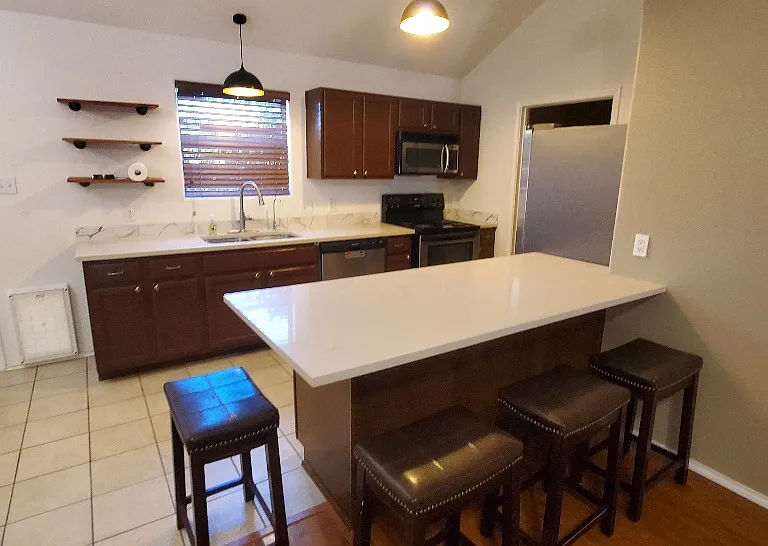 Moonstone Dr — Photo 3
