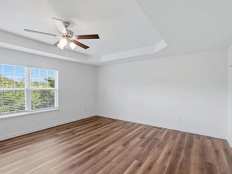 1713-1715 Louise Cir — Photo 29