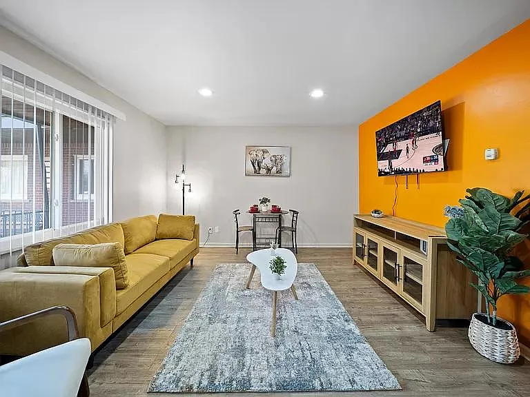 Ferndale Apartments 1 — Photo 3